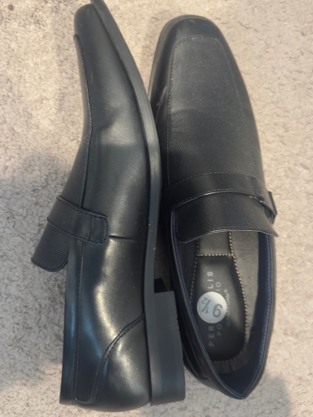 Perry Ellis Men's Black Slip-On Loafers